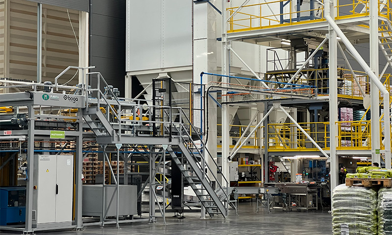 виробництво кормів хепіван happyone